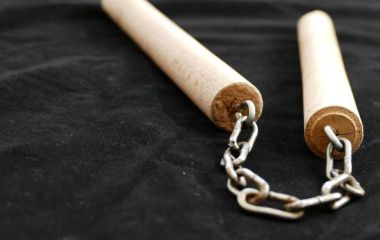 Нунчаки: история, использование и как выбрать идеальный вариант