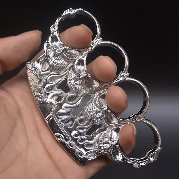 Кастет Golden FireSkull (белый)